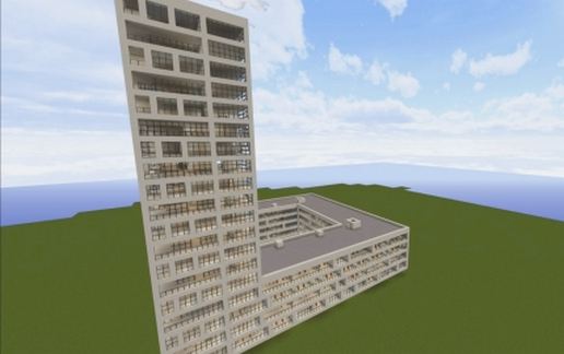 Современное здание с панорамными окнами